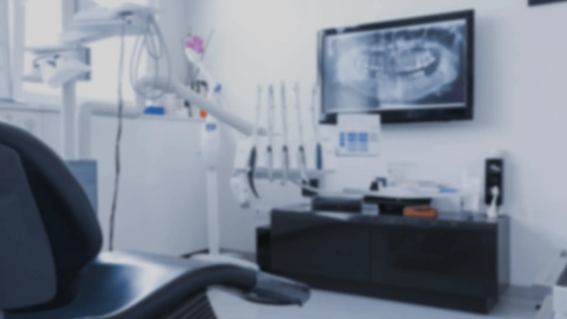 Blurred image of dentist's office