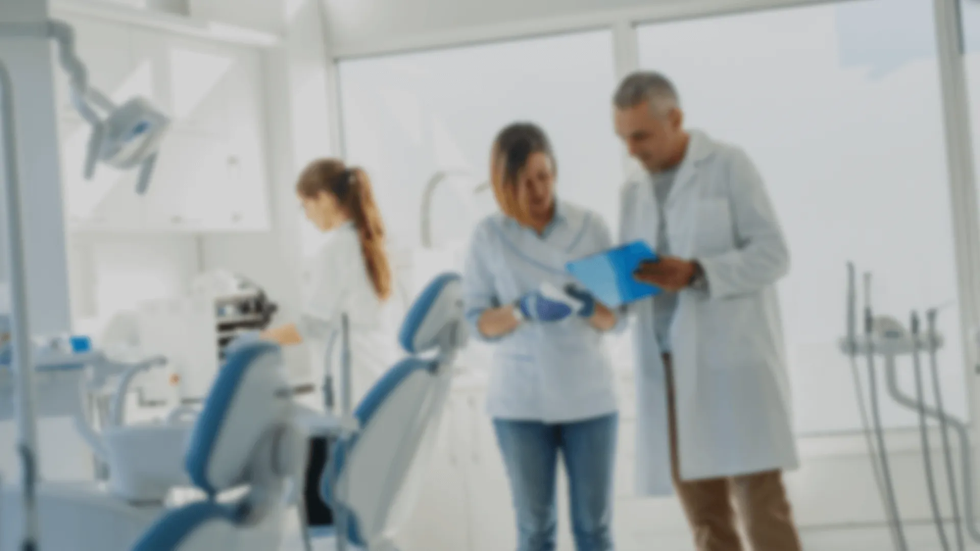 Blurred image of dentist's office